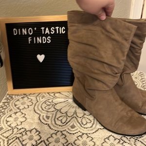 Slouchy suede-like boots